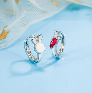
                
                    Load image into Gallery viewer, Rabbit Carrot Ring Stud
                
            